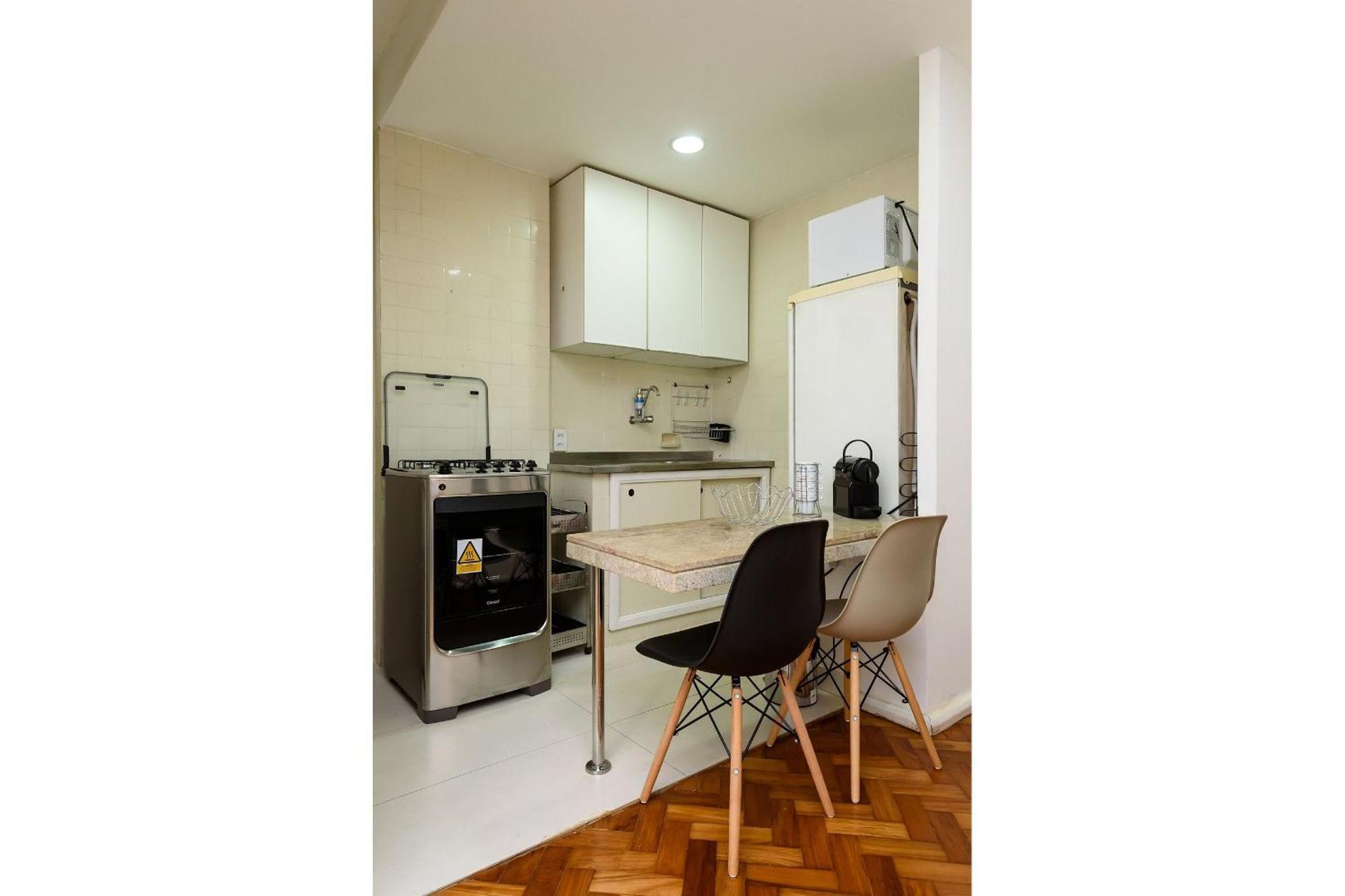 Em Ipanema A 500m Da | Jg 40/104 Apartamento
