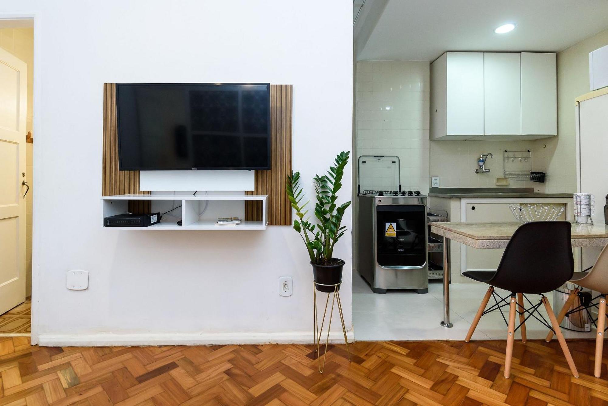 Omar Do Rio - Jg 40/104: Ipanema, Internet 250mbps, Smart Tv, Workstation, 20m Do Metrô General Osório E A 500m Da De Ipanema
